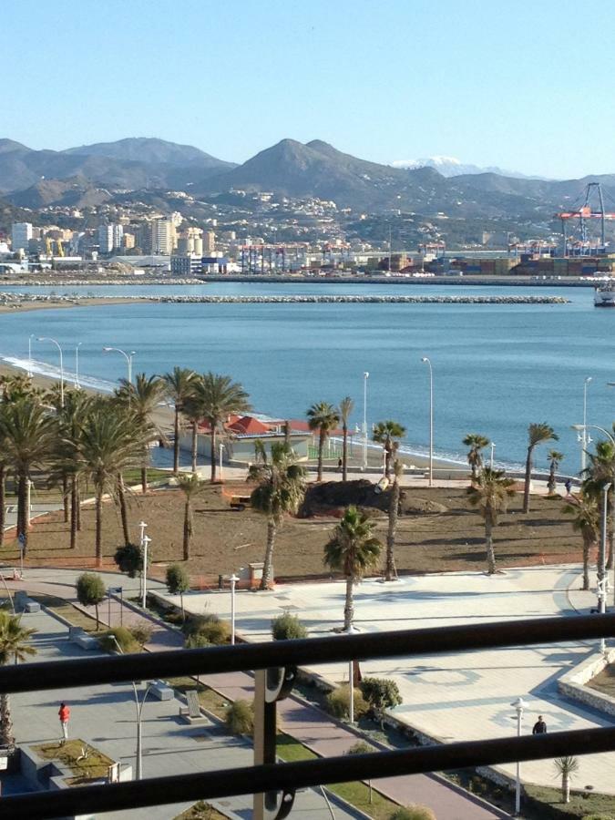 Appartement Apartamento Primera Linea à Málaga Extérieur photo
